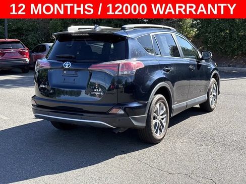 Used 2017 Toyota RAV4 XLE w/ Convenience Package AWD/4WD image 2