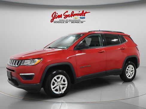 Used 2018 Jeep Compass Sport w/ Tech Group image 2