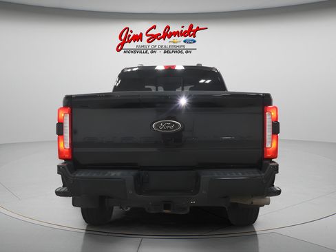 Used 2025 Ford F250 Lariat w/ Lariat Ultimate Package AWD/4WD image 5