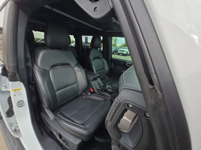 Used 2026 Ford Bronco Outer Banks w/ Sasquatch Package AWD/4WD image 30