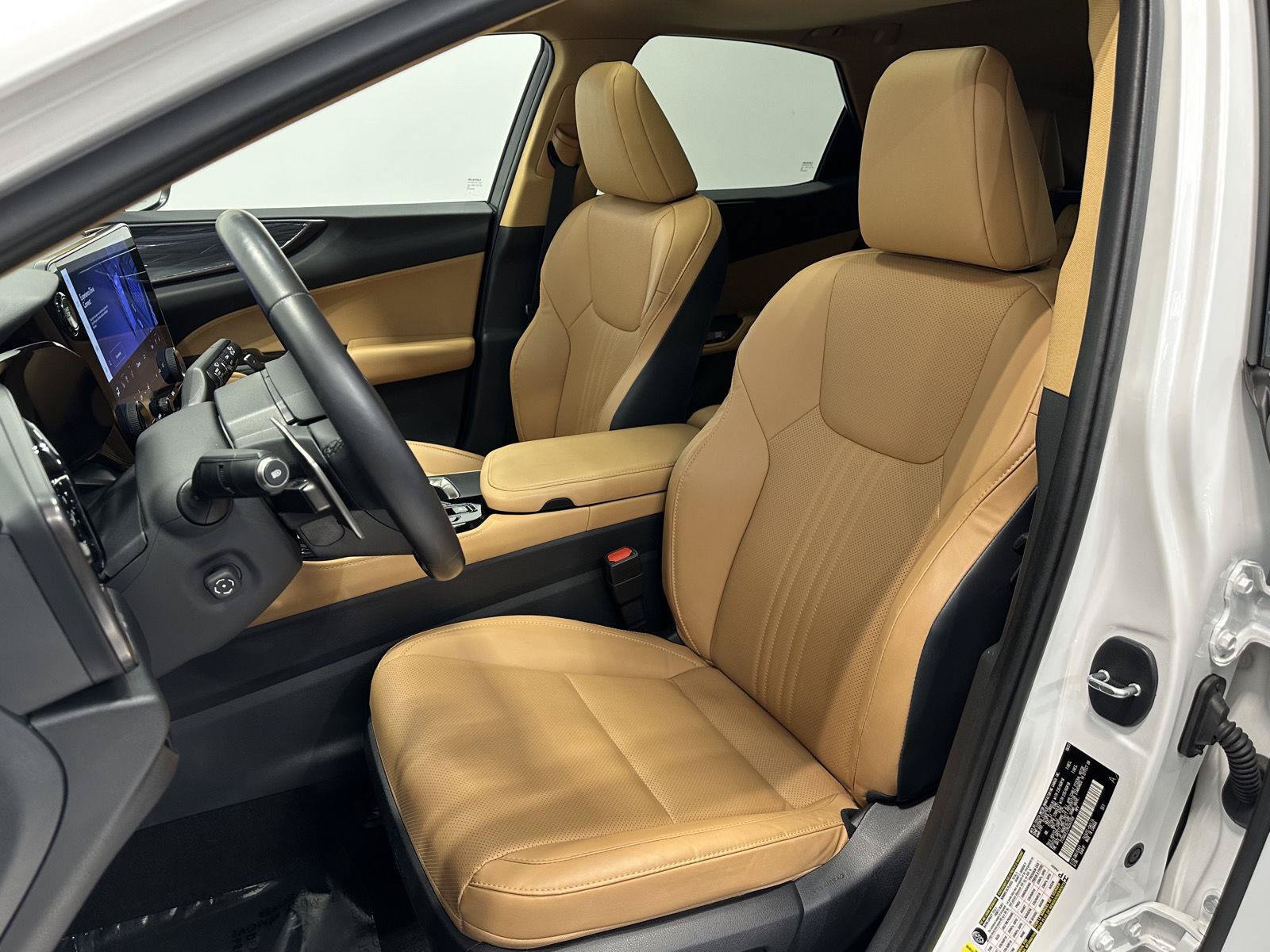 Used 2024 Lexus NX 350 AWD image 15
