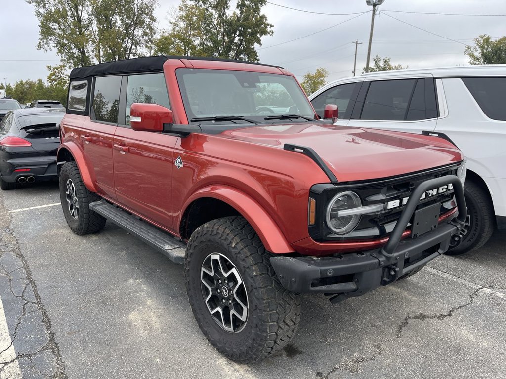 Used 2023 Ford Bronco Outer Banks AWD/4WD image 2