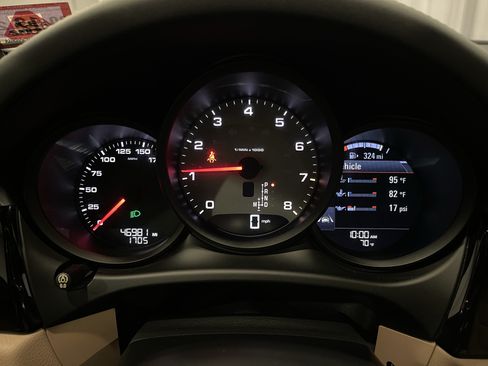 Used 2020 Porsche Macan S AWD/4WD image 20