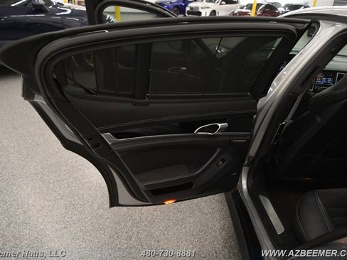 Used 2013 Porsche Panamera GTS image 39