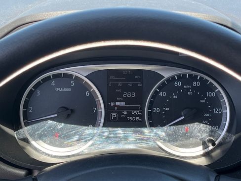 Used 2024 Nissan Versa S w/ Trunk Package FWD image 21