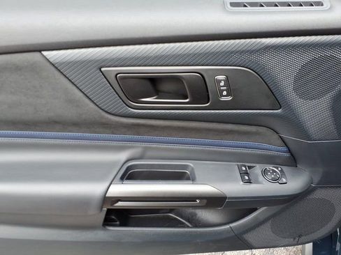 Used 2024 Ford Mustang Dark Horse image 3