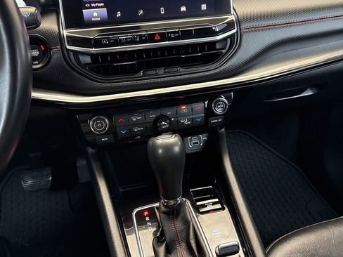 Used 2022 Jeep Compass Trailhawk w/ Trailhawk Convenience Group image 17