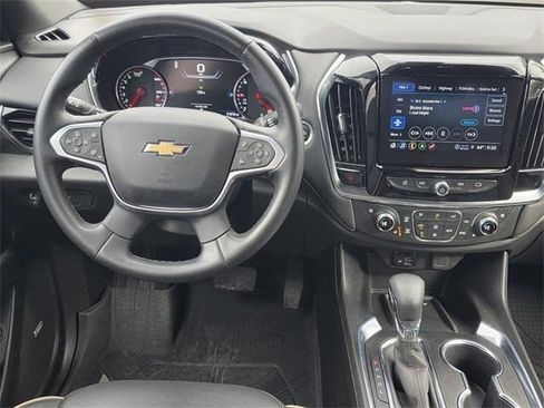 Certified 2023 Chevrolet Traverse Premier w/ LPO, Floor Liner Package image 18