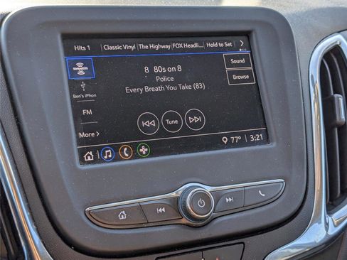 Used 2022 Chevrolet Equinox LT image 14