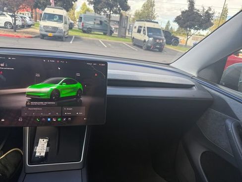 Used 2026 Tesla Model Y AWD image 21