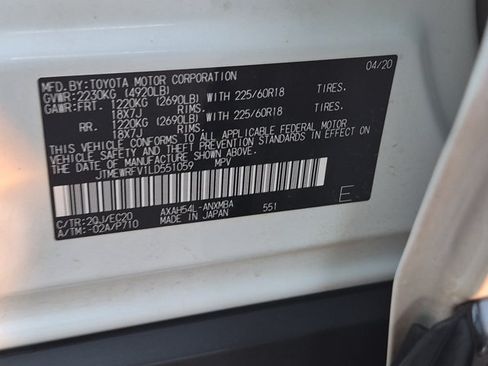 Used 2020 Toyota RAV4 XSE AWD/4WD image 25