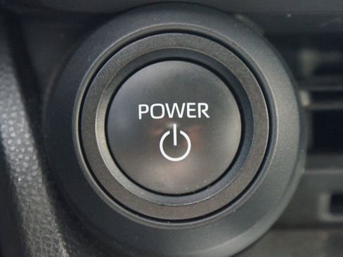 Used 2023 Toyota Prius LE image 7