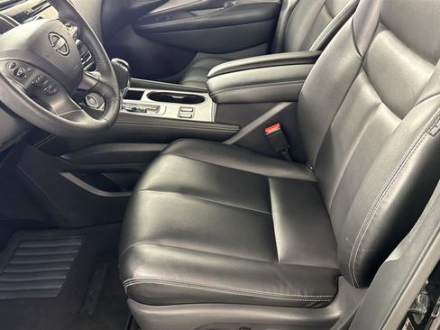 Used 2024 Nissan Murano SV w/ SV Midnight Edition Package image 11