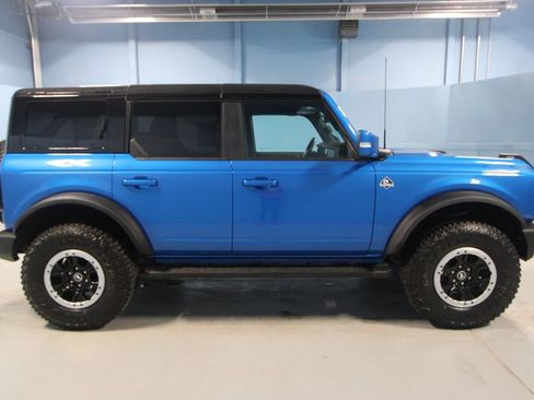 Used 2024 Ford Bronco Outer Banks w/ Sasquatch Package image 34