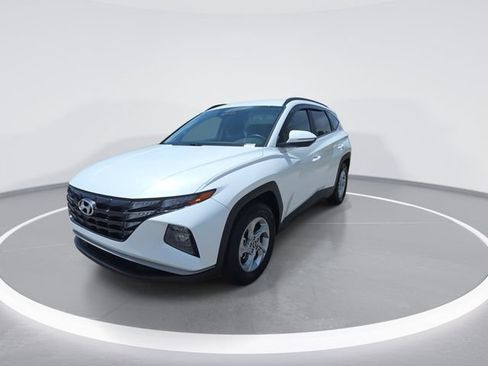Used 2022 Hyundai Tucson SEL FWD image 4