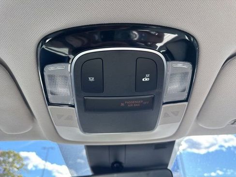 Used 2023 Hyundai Sonata SE w/ Cargo Package image 16