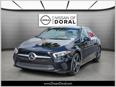Used 2019 Mercedes-Benz A 220 image 1