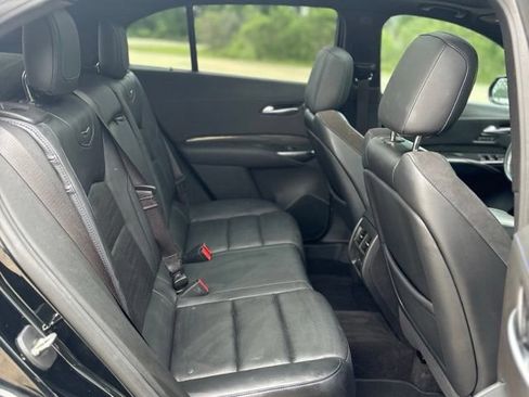 Used 2024 Cadillac XT4 Sport FWD image 18