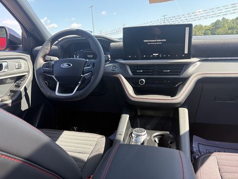 New 2026 Ford Explorer ST-Line w/ ST-Line Street Pack AWD/4WD image 27