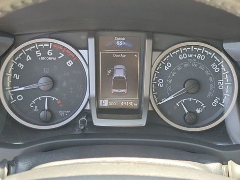 Used 2022 Toyota Tacoma Limited w/ Nightshade Package AWD/4WD image 34