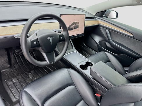 Used 2022 Tesla Model 3 Long Range AWD/4WD image 7