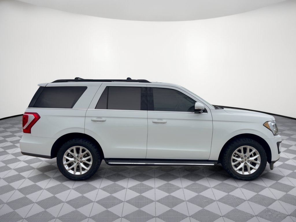 Used 2020 Ford Expedition XLT w/ Equipment Group 202A RWD image 8