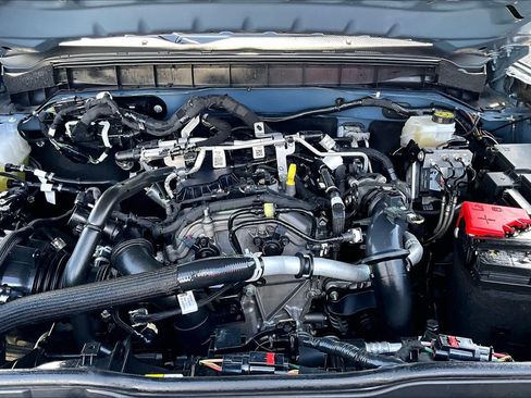 Certified 2025 Ford Bronco Outer Banks AWD/4WD image 32