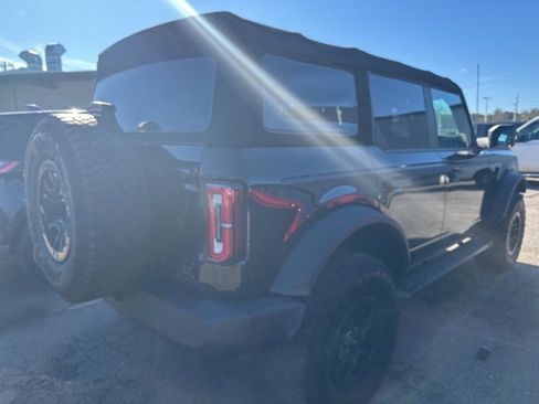 Used 2022 Ford Bronco Wildtrak image 6