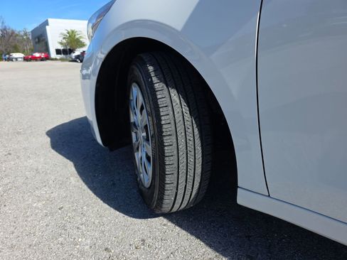 Used 2021 Kia Forte Sedan image 30