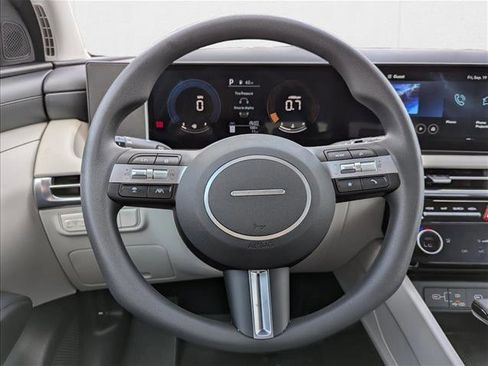 New 2026 Hyundai Tucson SEL image 12