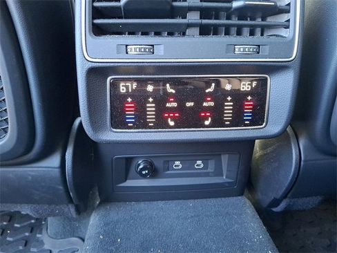 Used 2025 Audi Q7 3.0T Prestige w/ Prestige Package image 12