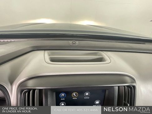 Used 2019 Chevrolet Colorado W/T w/ WT Convenience Package RWD image 32