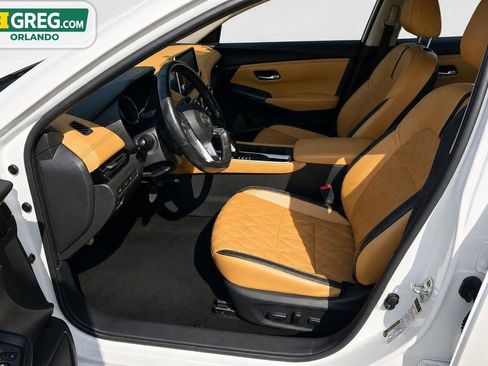 Used 2023 Nissan Sentra SV w/ SV Premium Package FWD image 8