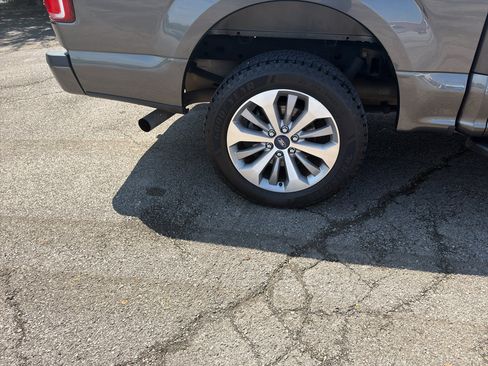 Used 2018 Ford F150 XL w/ Equipment Group 101A Mid AWD/4WD image 33