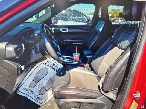 Used 2023 Ford Explorer ST w/ ST Street Pack RWD image 5