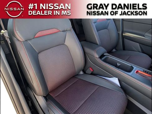 New 2026 Nissan Kicks SR w/ Cold Weather Package image 19