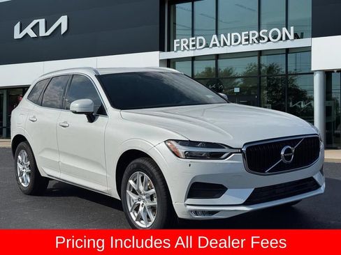 Used 2021 Volvo XC60 T5 Momentum w/ Protection Package Premier FWD image 1