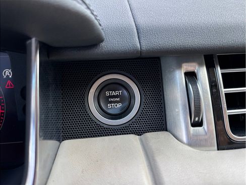 Used 2019 Land Rover Range Rover Supercharged AWD/4WD image 28