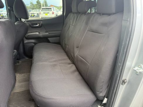 Used 2023 Toyota Tacoma TRD Sport w/ Advanced Technology Package AWD/4WD image 5