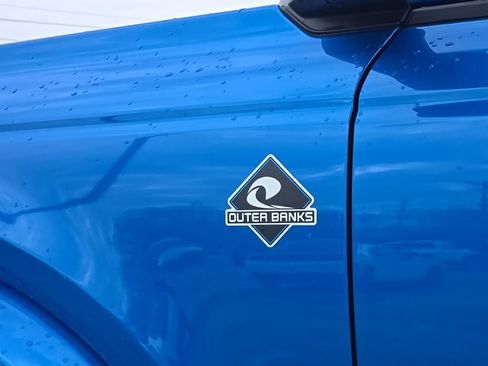 Used 2022 Ford Bronco Outer Banks AWD/4WD image 11