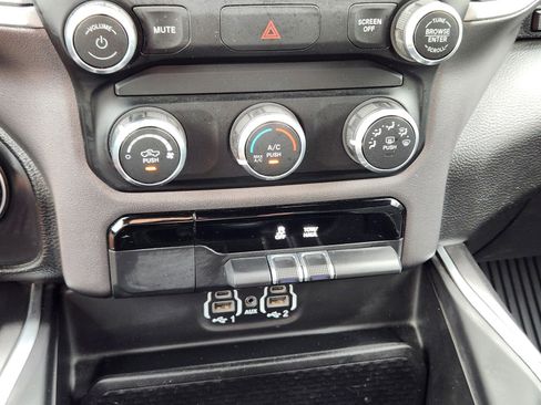 Used 2022 RAM 1500 Lone Star image 14