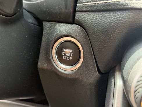 Used 2025 Toyota RAV4 XLE w/ Convenience Package FWD image 25