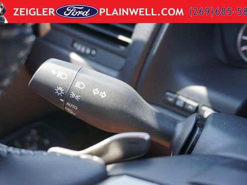 Used 2022 Lexus RX 450h AWD w/ Luxury Package image 26