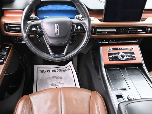 Used 2020 Lincoln Aviator Reserve w/ Equipment Group 201A AWD/4WD image 11