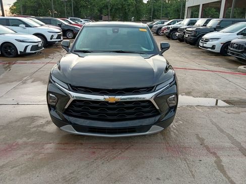 Used 2025 Chevrolet Blazer LT image 5