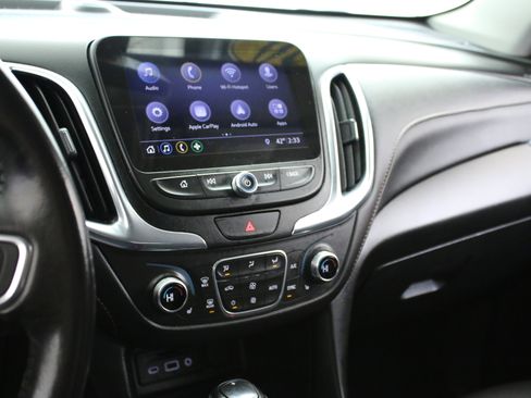 Used 2020 Chevrolet Equinox Premier image 19