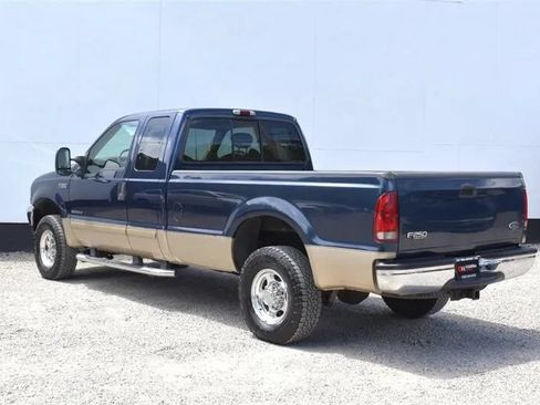 Used 2001 Ford F250 Lariat AWD/4WD image 2