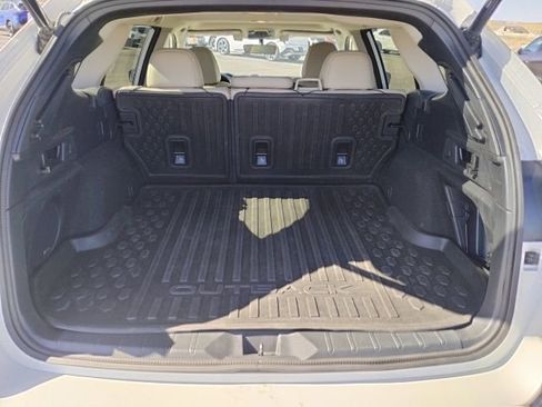 Used 2022 Subaru Outback Limited XT image 13