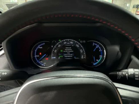 Used 2021 Toyota RAV4 SE w/ Weather & Moonroof Package AWD/4WD image 34