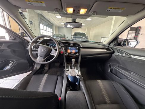 Used 2018 Honda Civic EX image 8